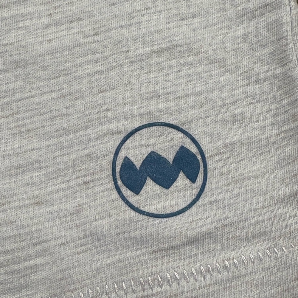 Janji Shirt - Picture 4 of 7
